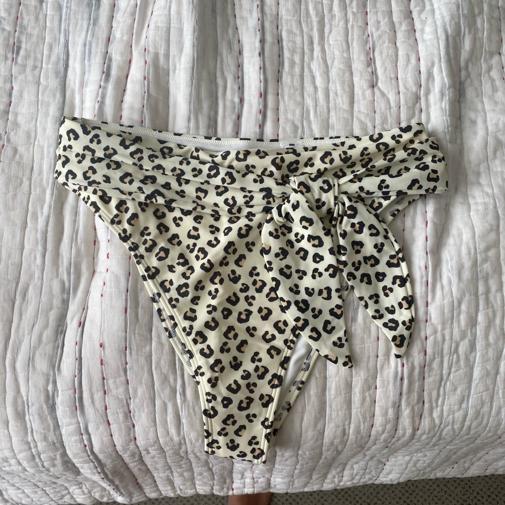 Abercrombie High-Waist Cheeky Bikini Bottom